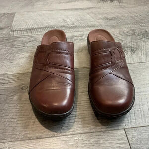 Clarks Leather‎ Slip On Mule Clogs Size 7N